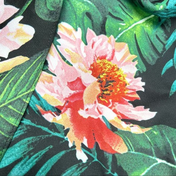 Fashion to Figure x Sarah Rae Vargas Printed Flowy Pant Size 2X - Picture 9 of 10